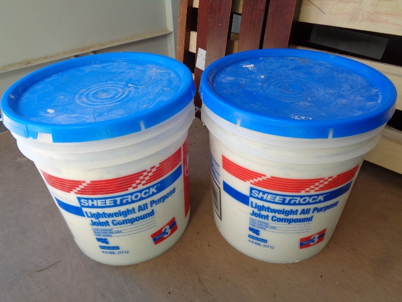 lot 136 image: 2 Buckets of Sheetrock Joint Compound