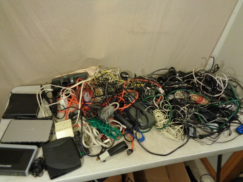 lot 174 image: Cords, More Cords, Assorted Electronics