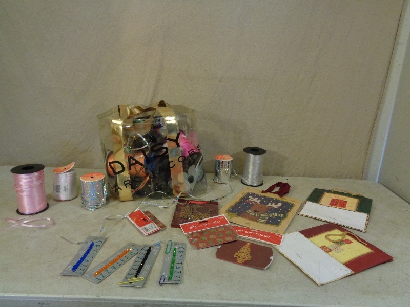 lot 200 image: Craft Items