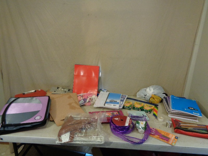 lot 228 image: Craft and Office Items