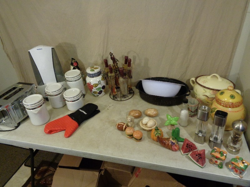 lot 248 image: Humidifier, Salt and Pepper Shakers, and More