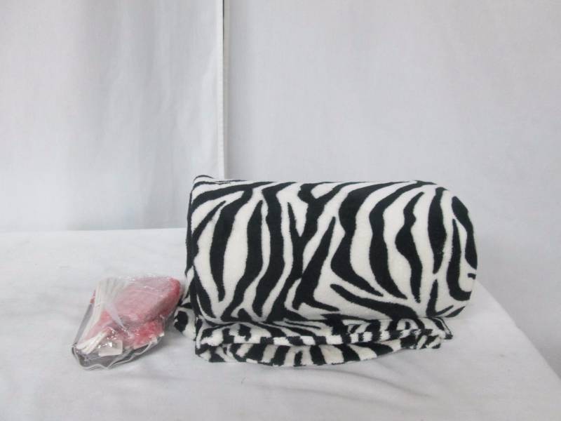 Sunbeam Microplush Heated Throw