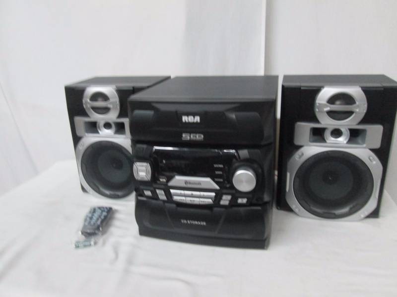 RCA 400-Watt 5-CD Bluetooth Sound System