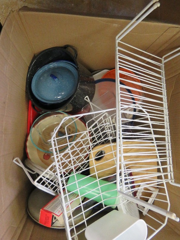 Large kitchen lot