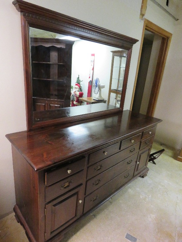 Ethan Allen Wood Dresser with Mirror