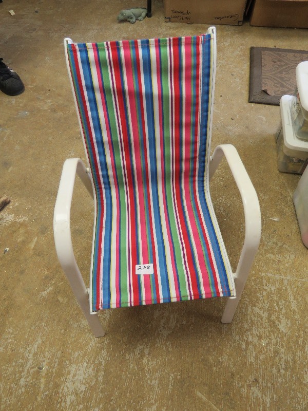 kids outdoor chair
