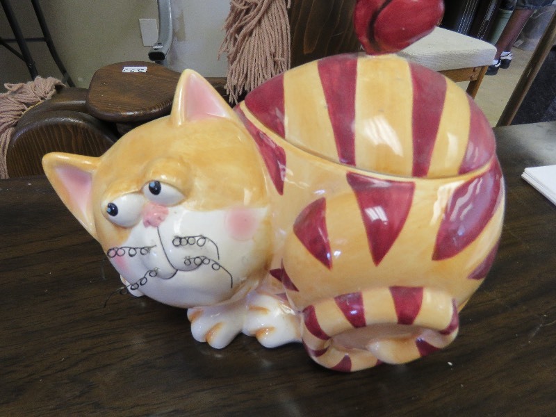 Cat Cookie Jar