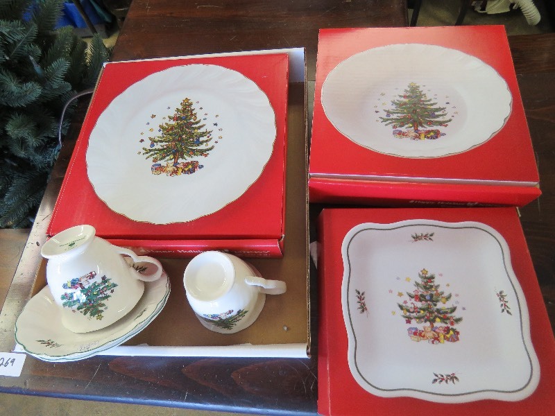 Christmas lot