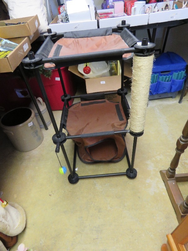 Cat playhouse