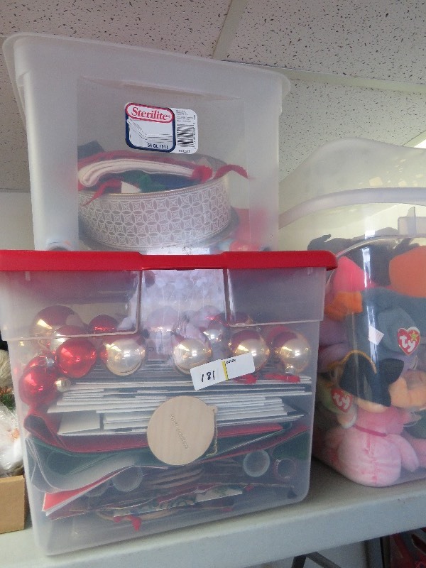 Christmas wrapping lot