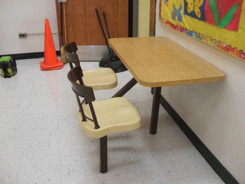 Cafeteria Seating