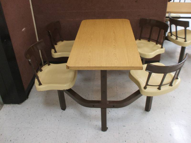 Cafeteria Seating