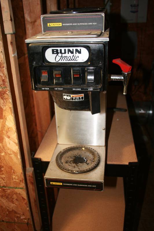 lot 37 image: Bunn Omatic Coffee Maker