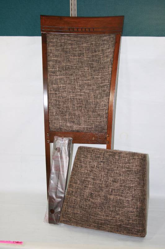 Set of 2 dining chairs