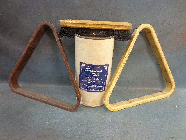 lot 18 image: Poll Table Supplies