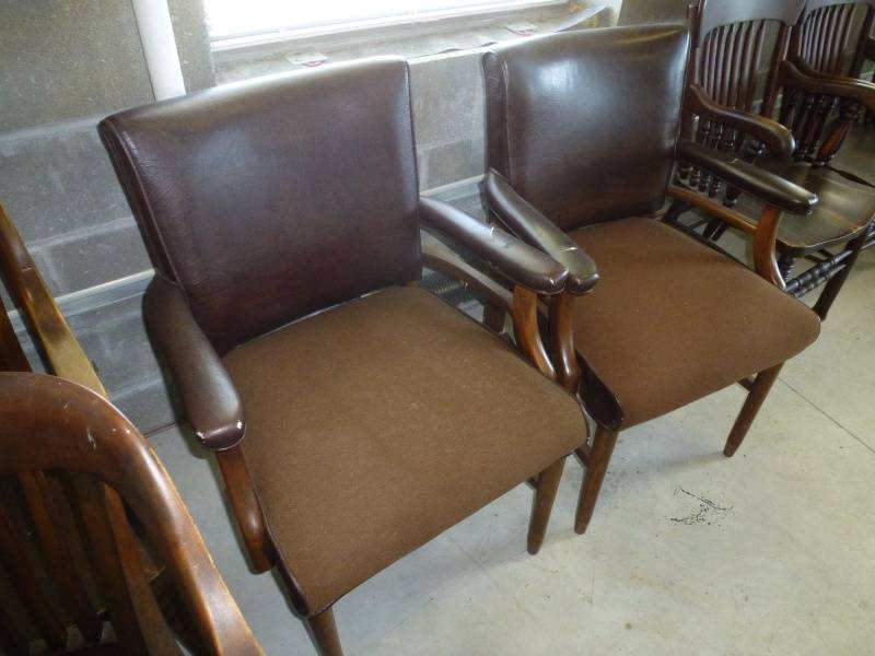 Oak Chairs With Cloth Seats
