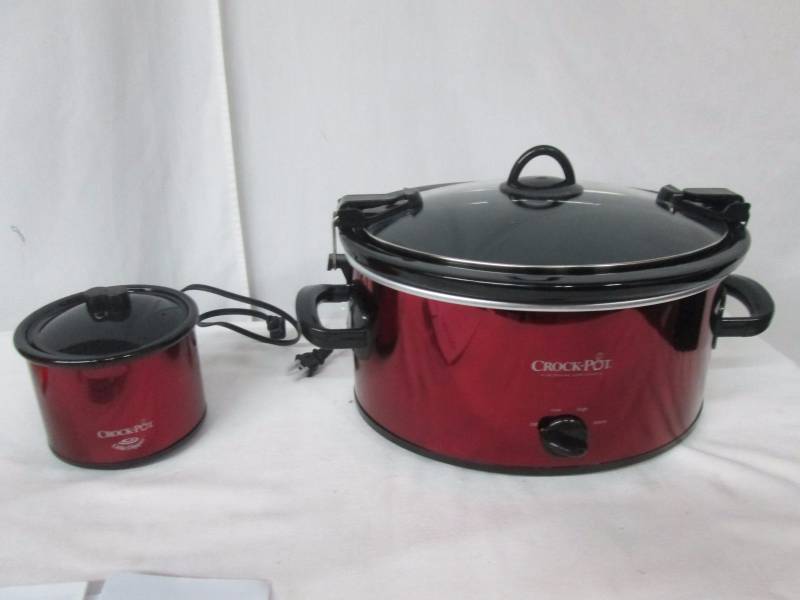 lot 38 image: Crock-Pot Cook & Carry 6-qt. Oval Slow Cooker