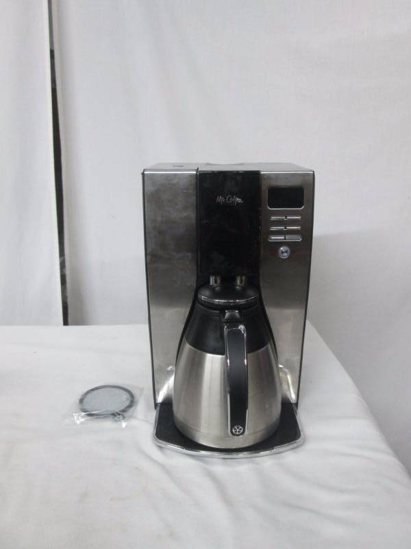 lot 43 image: Mr. Coffee 10-Cup Programmable Coffeemaker