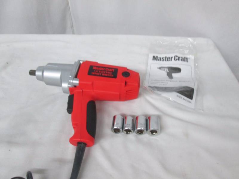 lot 27 image: Master Craft Electric Impact Wrench w Sockets