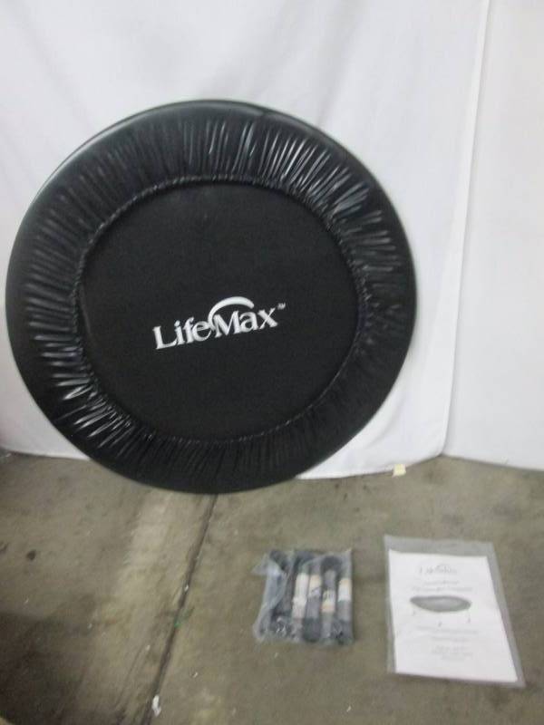 lot 31 image: LifeMax Jog Tramp Mini Trampoline