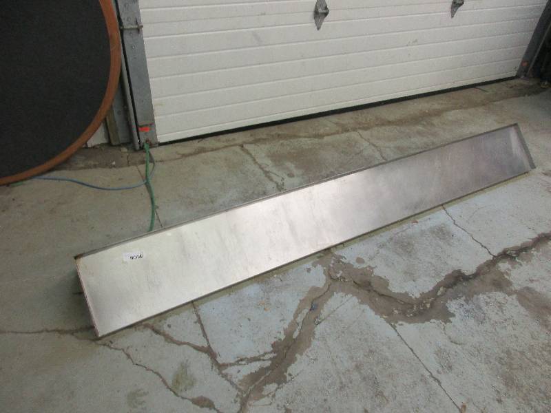 lot 8 image: SS shelf