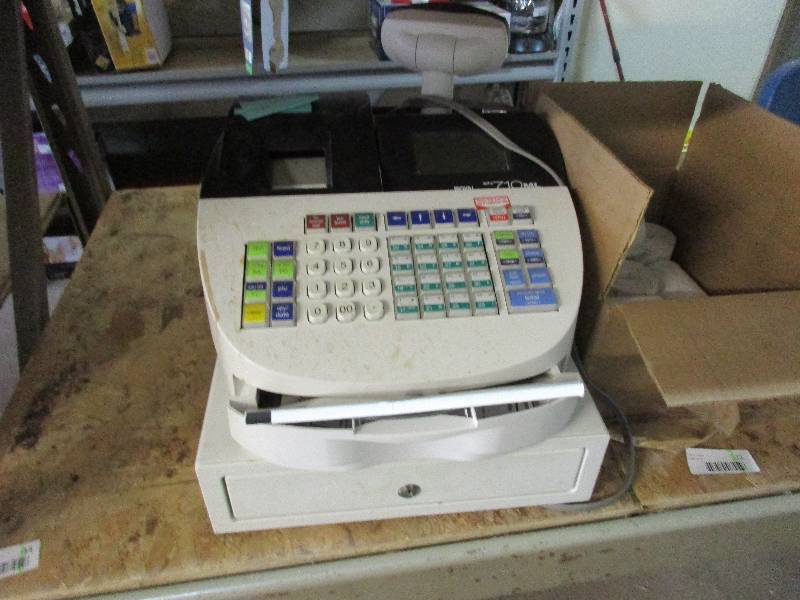 lot 12 image: Royal cash register