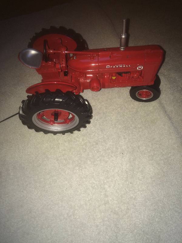116 scale Tractor