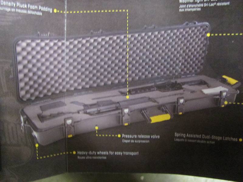 Plano Rolling Gun Case