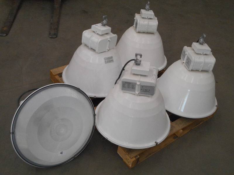 (5) Lithonia 400Watt Hi-Tek 208Volt...
