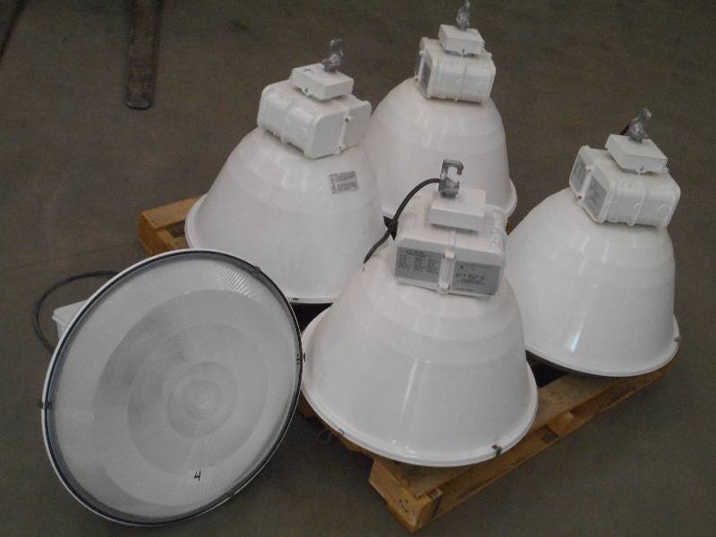(5) Lithonia 400Watt Hi-Tek 208Volt...