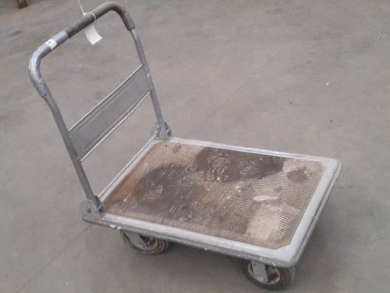 24x36 Commercial Cart With Pneuma...