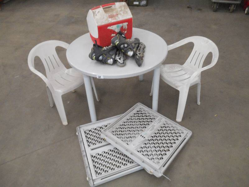Lot Of Plastic Patio Table With (2...