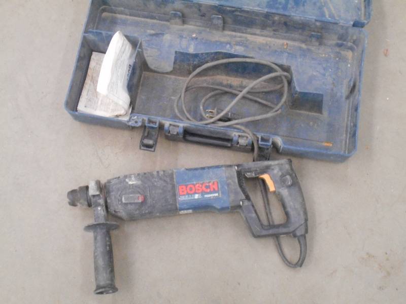 Bosch Bulldog Hammer Drill With Cas...