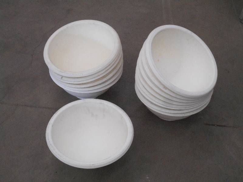 Lot Of (15) 12 Plastic Mixing Bowl...