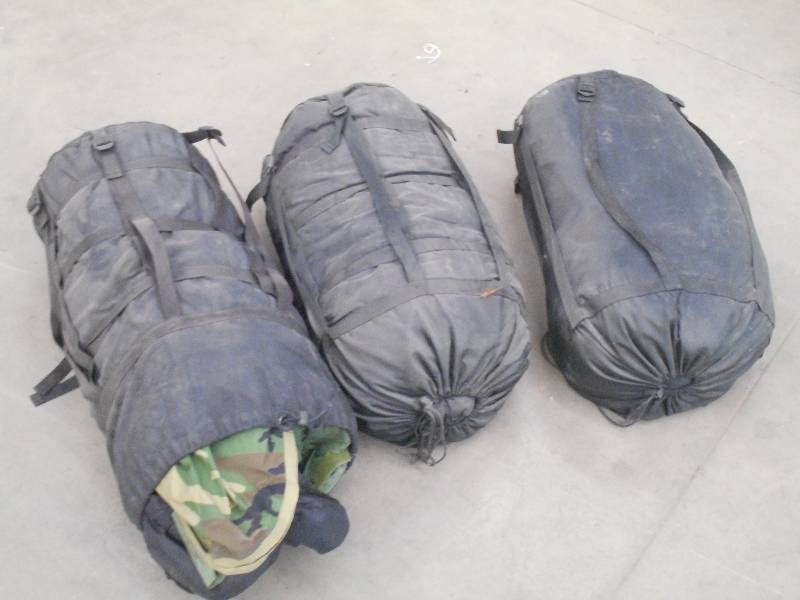 Lot Of (3) Military Sleeping Bags ...