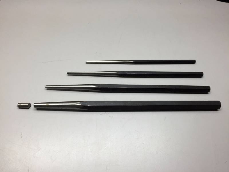 lot 6 image: GRIP 4PC LONG TAPER PUNCH SET ONE TIP BROKEN