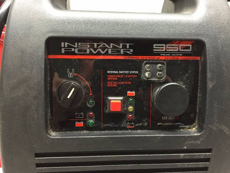 lot 12 image: SCHUMACHER ELECTRIC INSTANT POWER 950