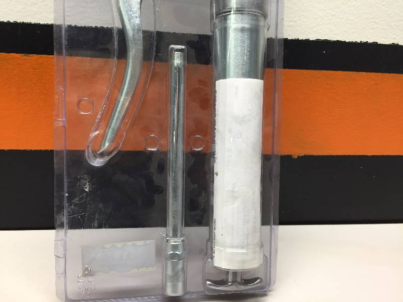 lot 29 image: PLEWS LUBRIMATIC MINI GREASE GUN PISTOL GRIP