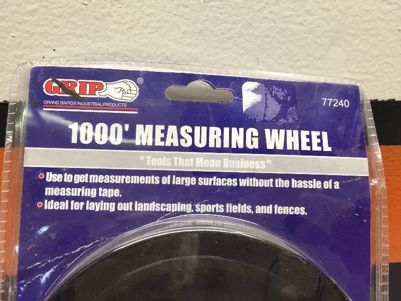 lot 30 image: GRIP 1000 MEASURING WHEEL HANDLE EXTEND TO 26