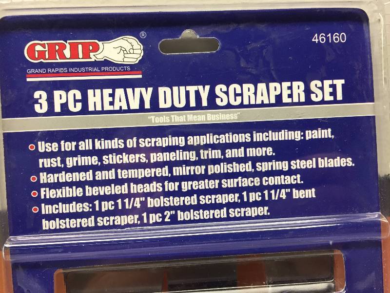 lot 35 image: GRIP 3PC HEAVY DUTY SCRAPER SET