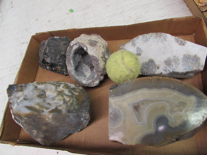 lot 38 image: Rocks