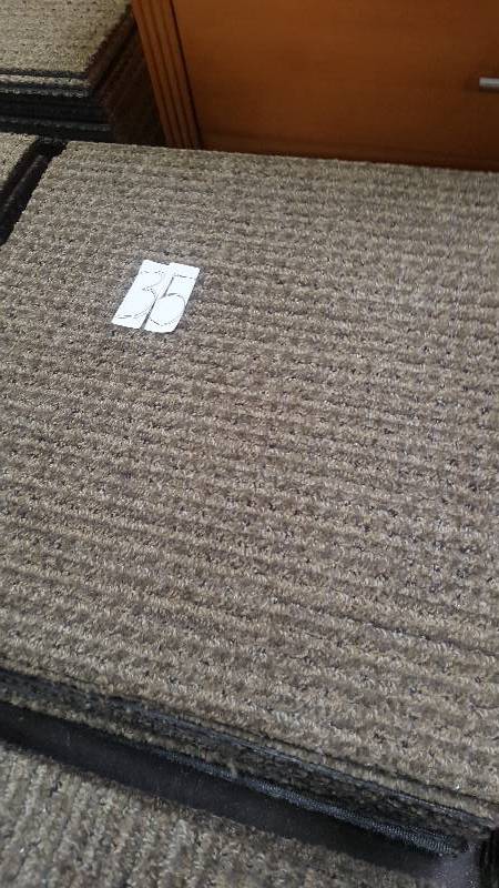 lot 35 image: 100 sq. ft. (45 Tiles) Commerial Grade, Rubber Backed.