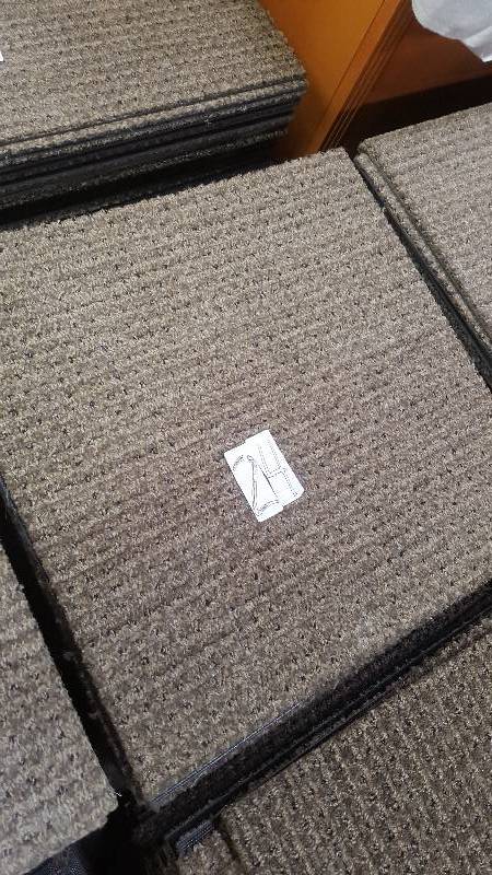 lot 24 image: 100 sq. ft. (45 Tiles) Commerial Grade, Rubber Backed.