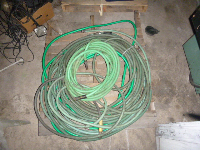 lot 46 image: Miscellaneous Garden Hoses