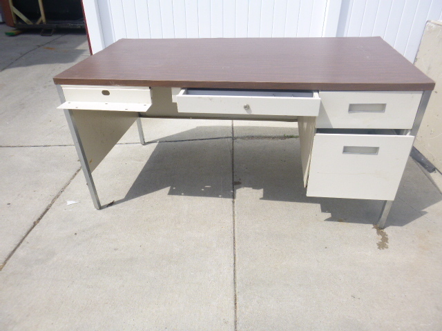 lot 68 image: Old Metal Office Desk