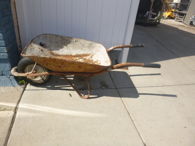 lot 73 image: Old Wheel Barrow