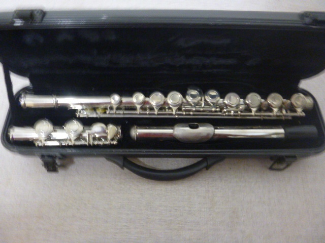 lot 86 image: Infinity Flute