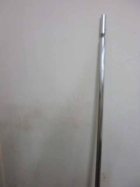 lot 126 image: Metal Pole