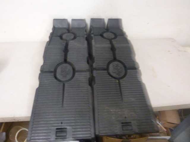 lot 129 image: Rhino Car Ramps