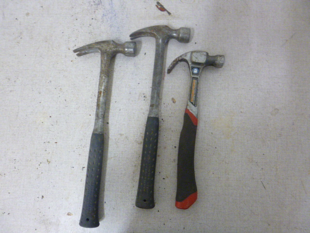 lot 167 image: 3 Hammers